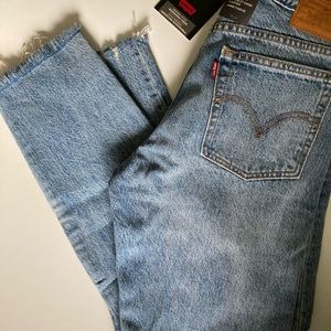 Levi’s Wedgie Jeans